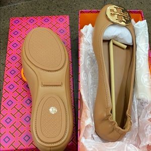 Tory Burch Minnie travel ballet with metal LOGO